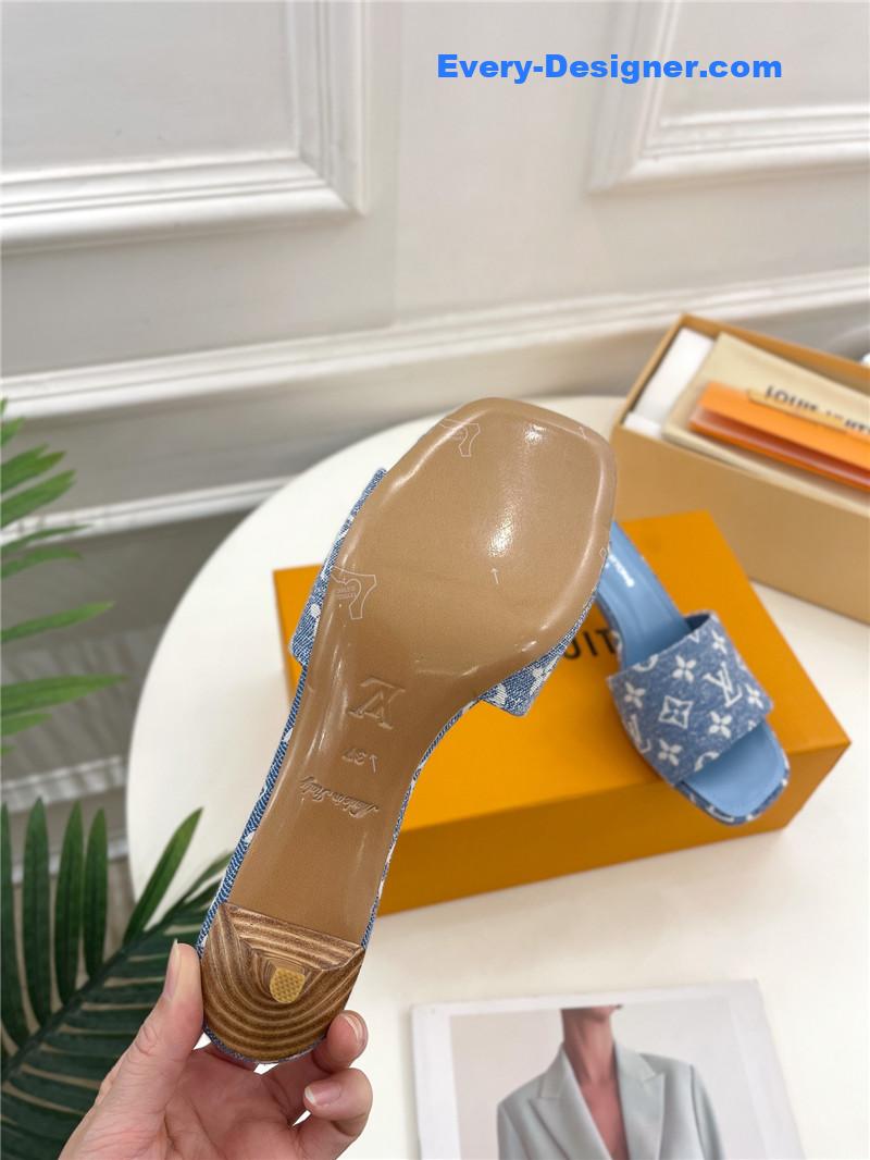 Louis Vuitton LV latest slippers
