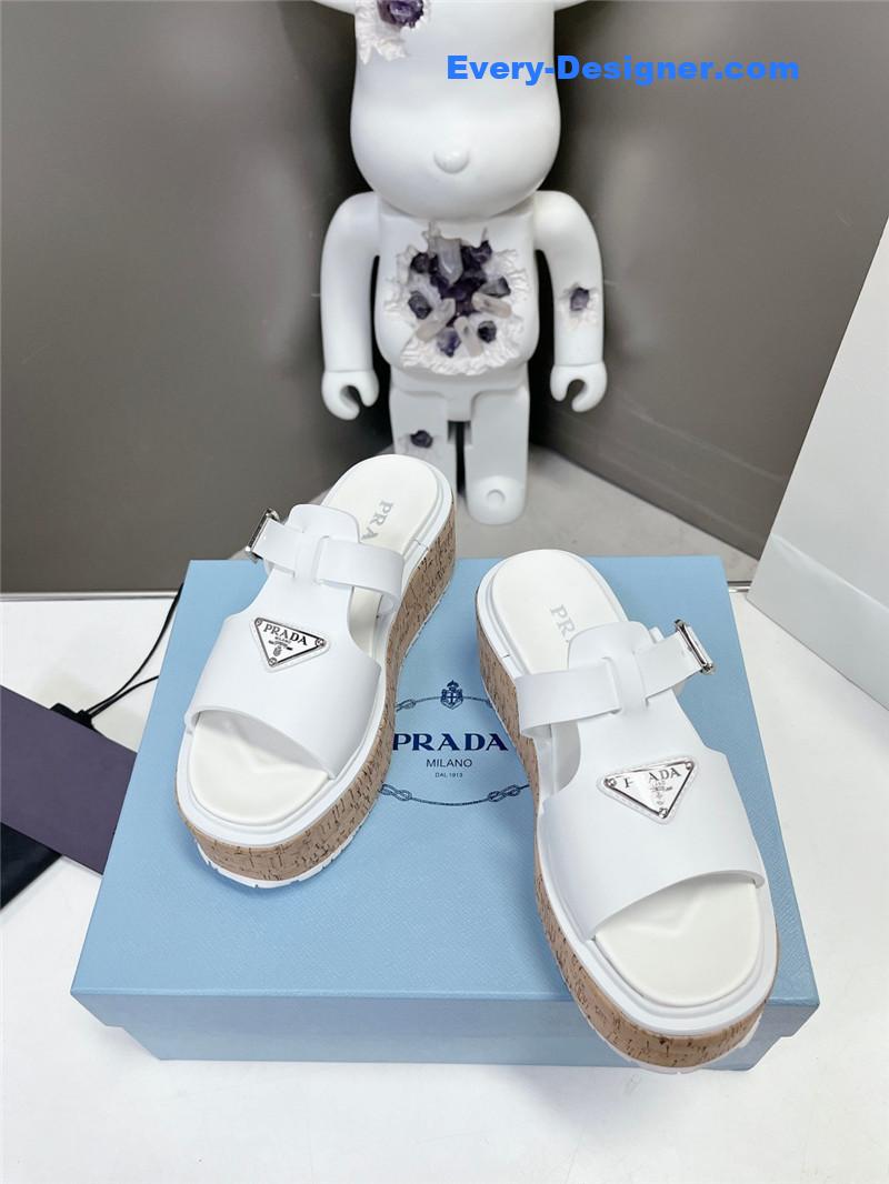 Pra*a zigzag roman braid platform rubber sandals