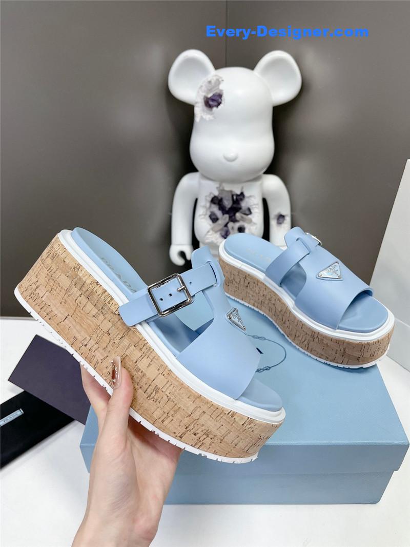 Pra*a zigzag roman braid platform rubber sandals