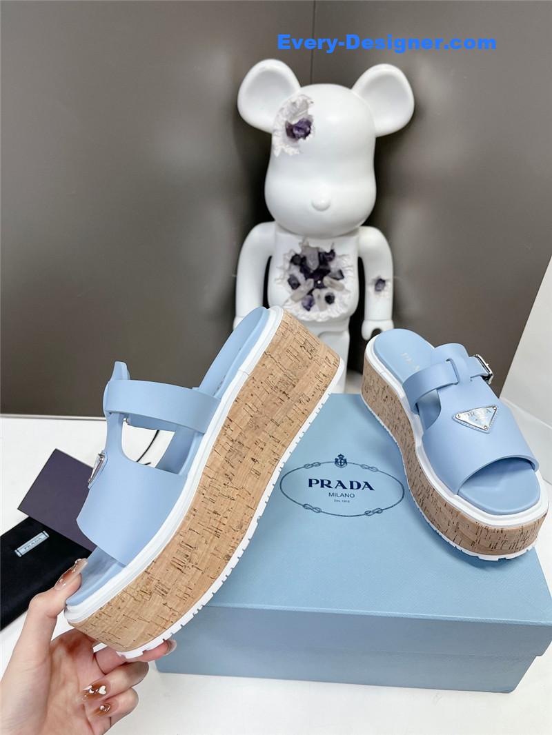 Pra*a zigzag roman braid platform rubber sandals