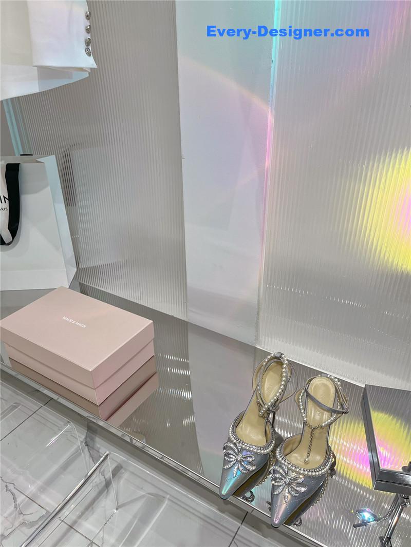 &   stunning high heel sandals