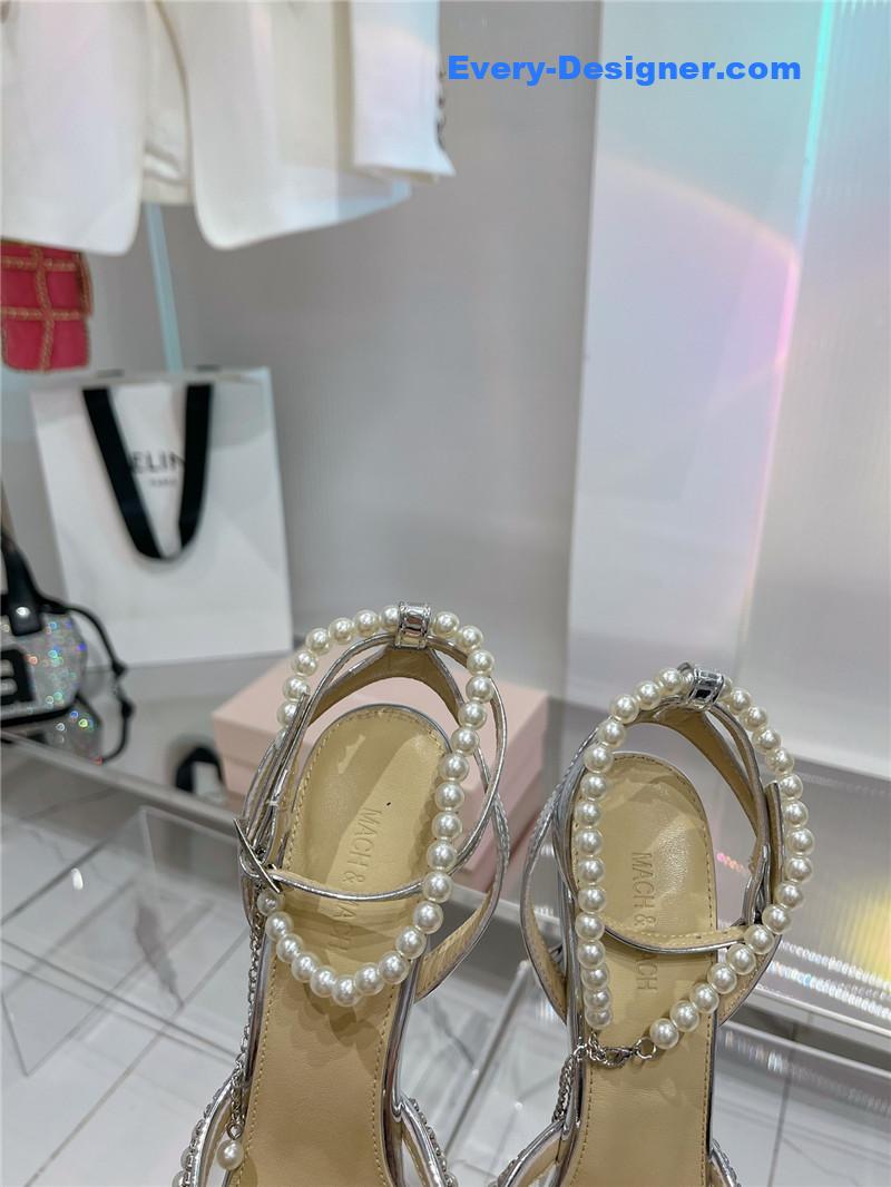 &   stunning high heel sandals