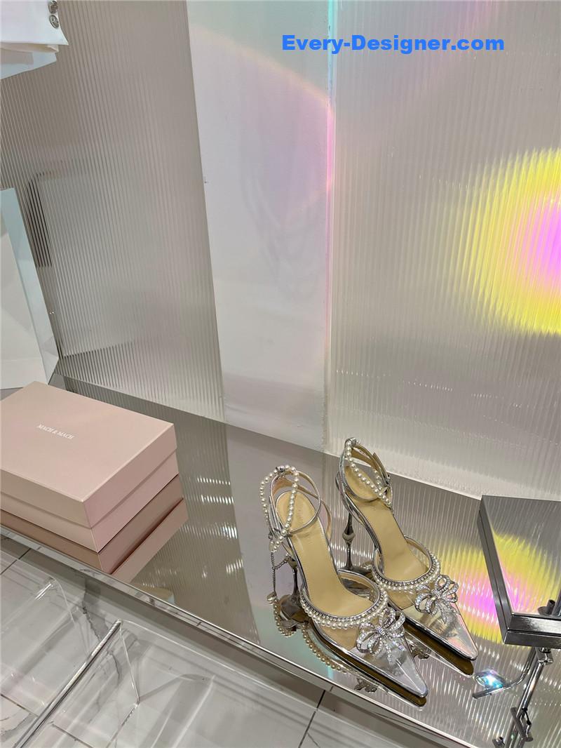 &   stunning high heel sandals