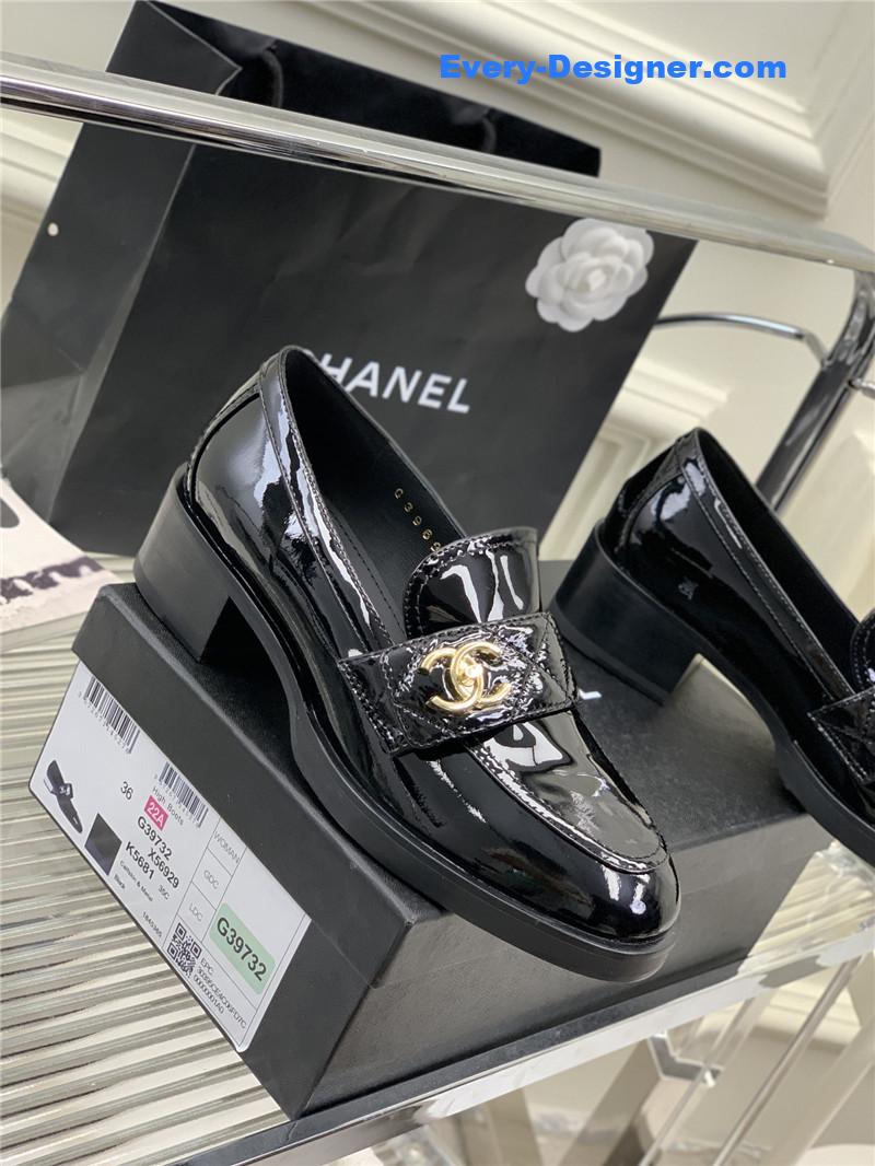 CC double C logo shoes