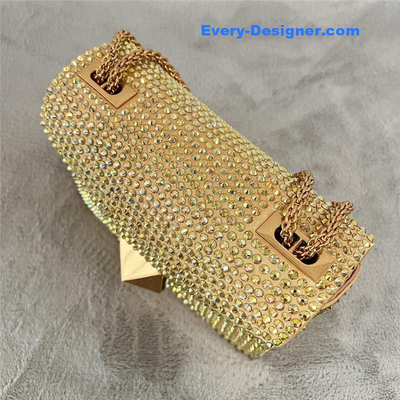 Va1e*ntin0 one stud crystal micro bag