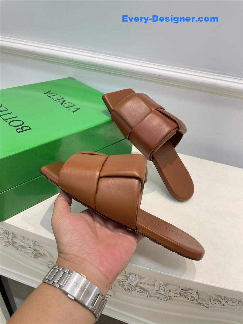 b0tt*ga Ven*ta patch slides