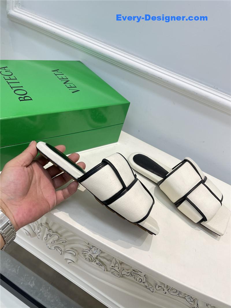 b0tt*ga Ven*ta patch slides