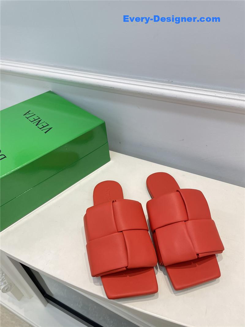 b0tt*ga Ven*ta patch slides