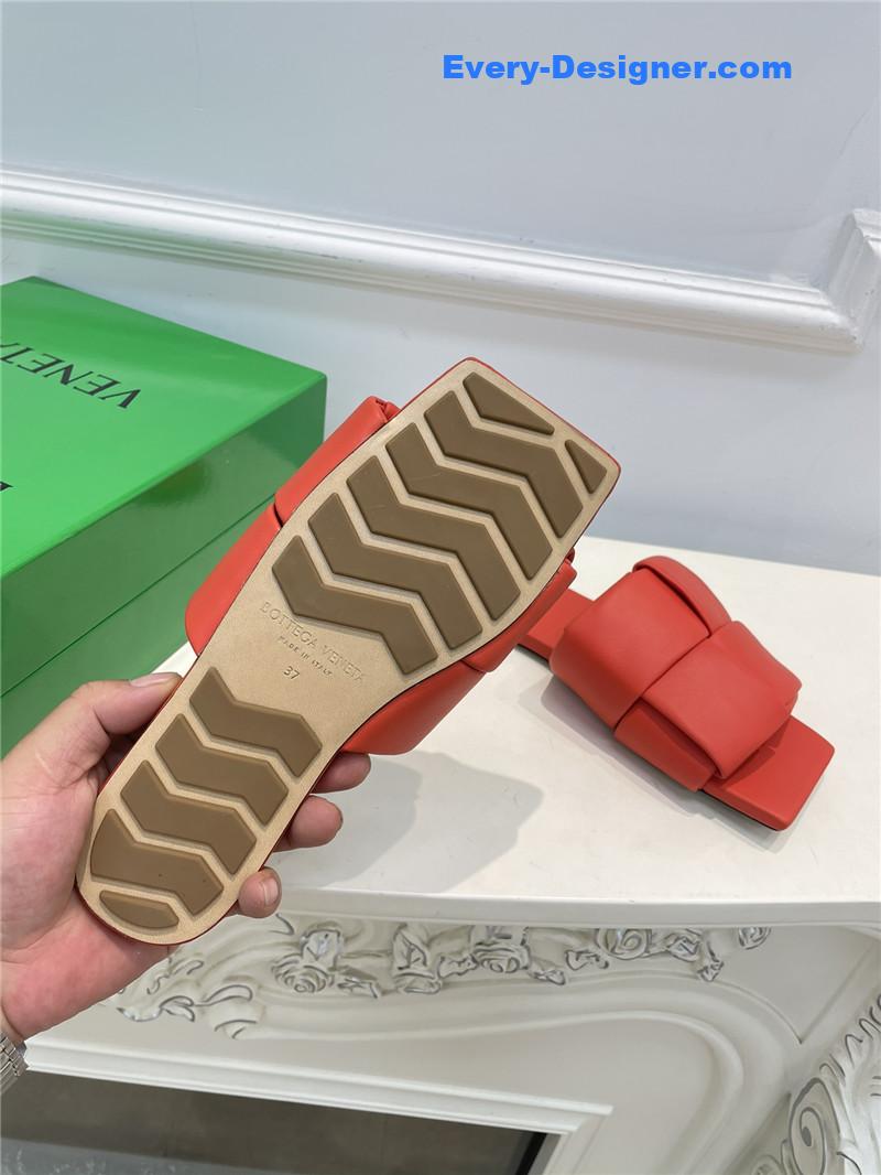 b0tt*ga Ven*ta patch slides