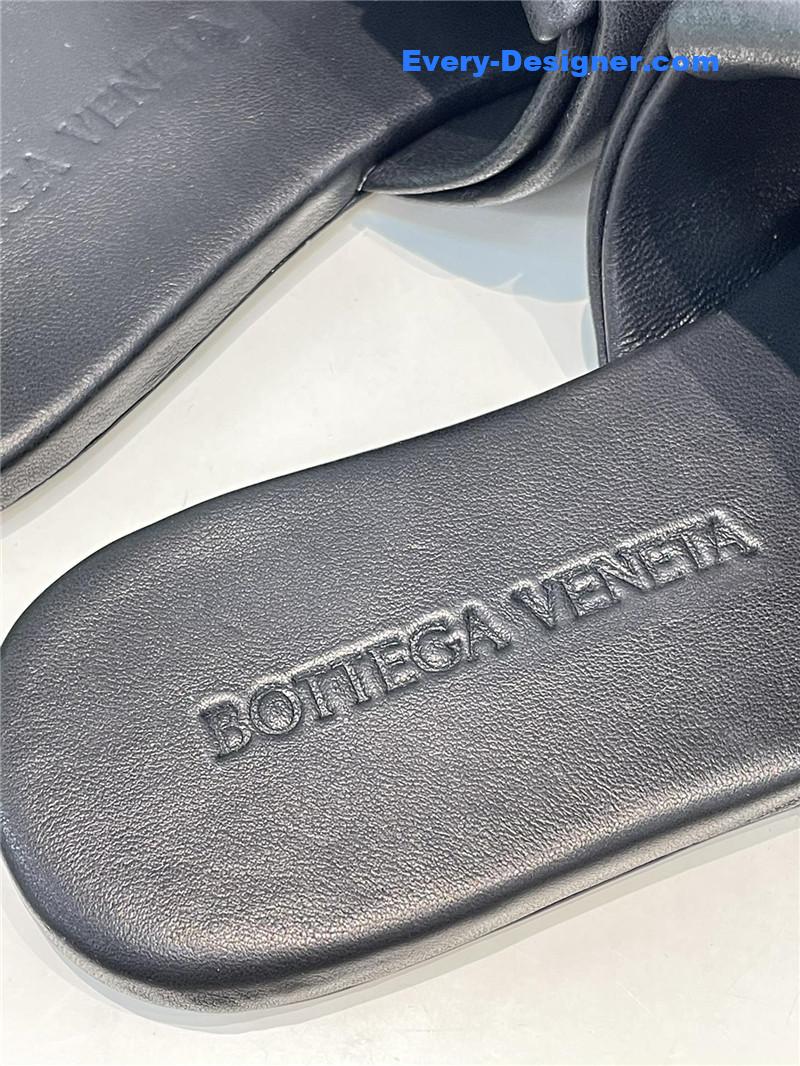 b0tt*ga Ven*ta patch slides