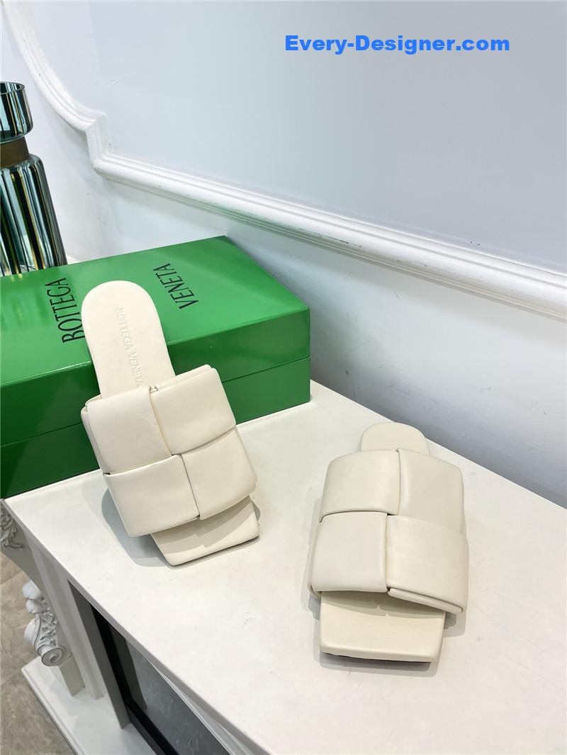 b0tt*ga Ven*ta patch slides