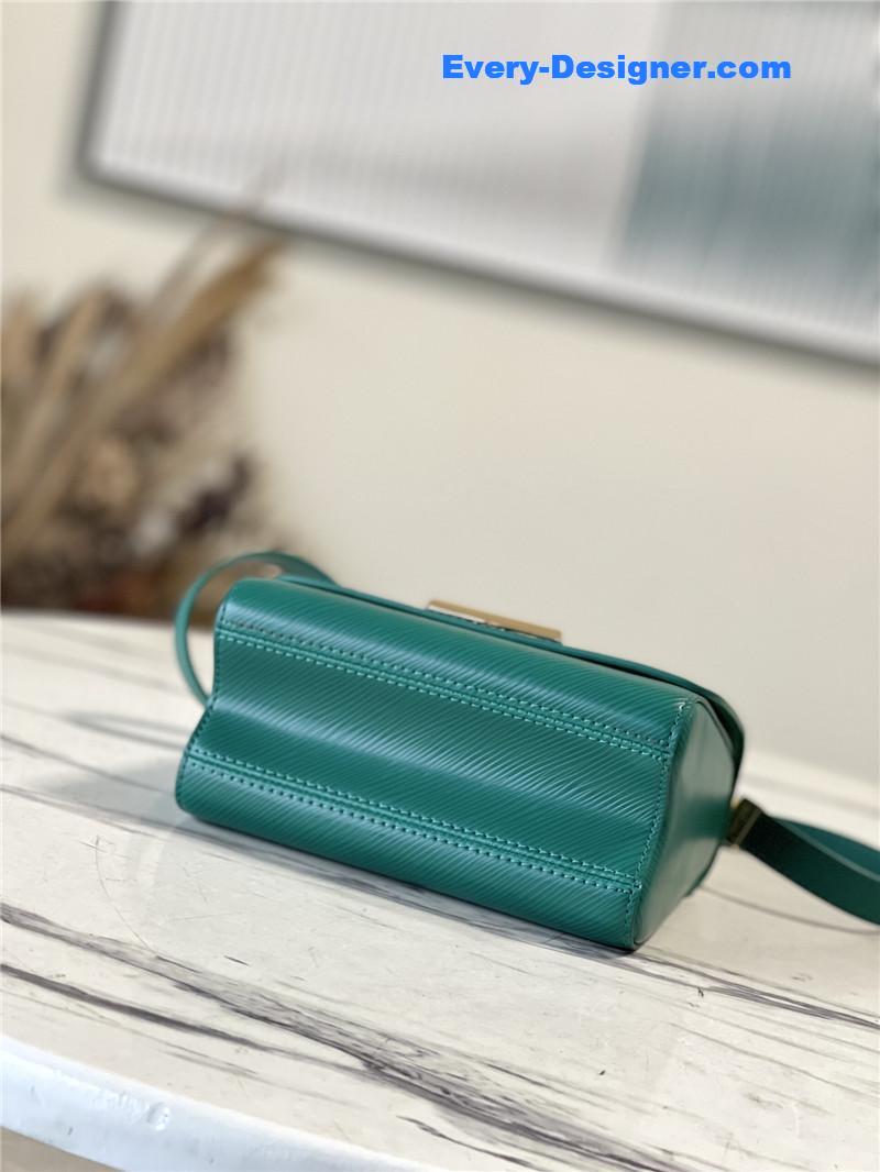 l0vis Vvtt0n lv twist small bag