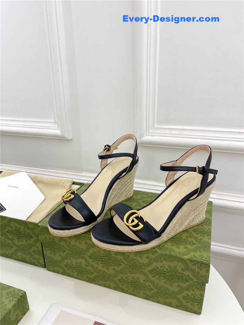 Gucci new retro fashion sandals