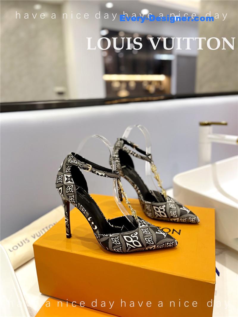 louis vuitton LV fashion bazaar metal chain high heels