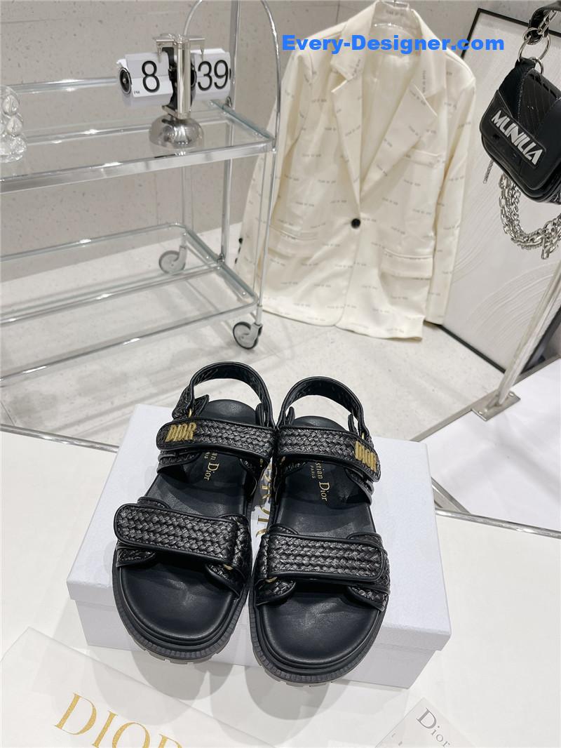 D10r new color velcro sandals and slippers