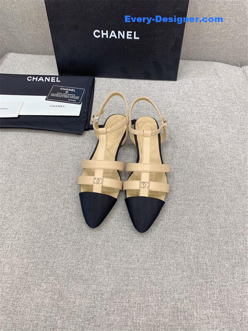 CC new pointed sandals