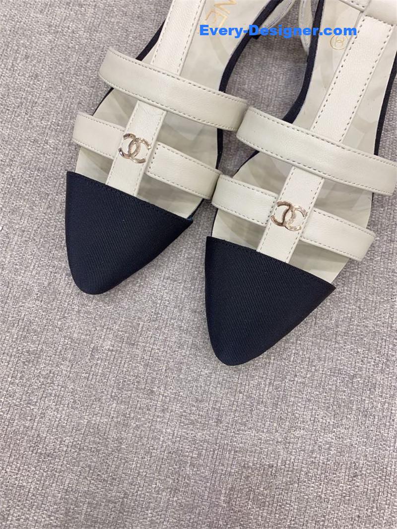 CC new pointed sandals