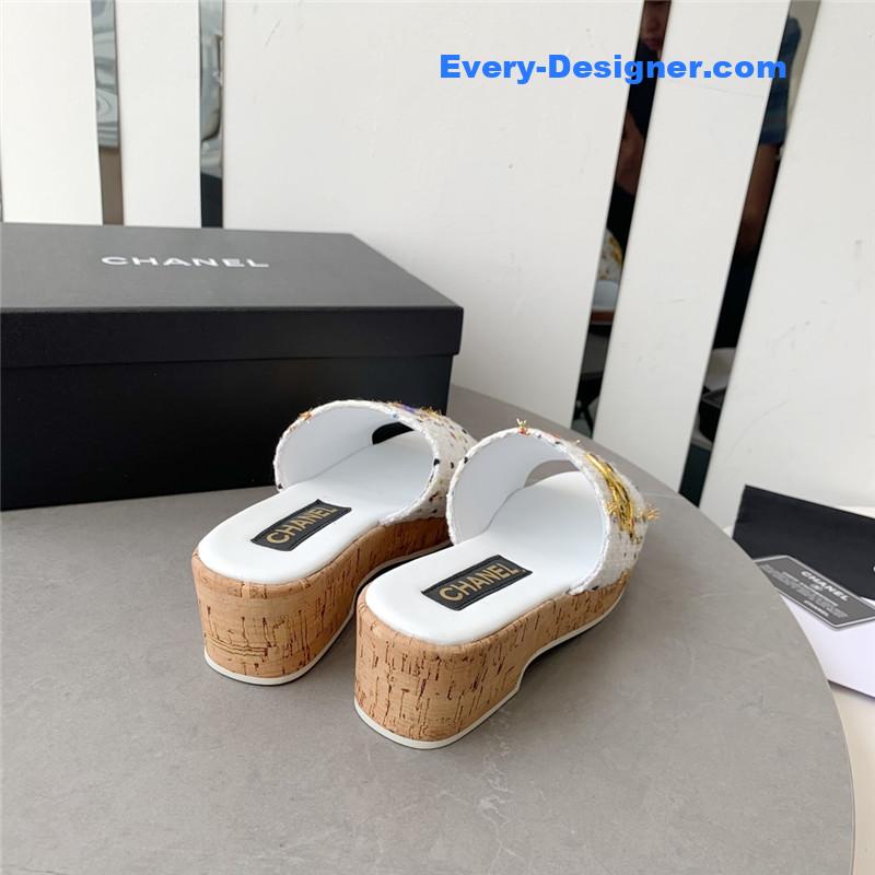 CC rhombus thick-soled flip flops