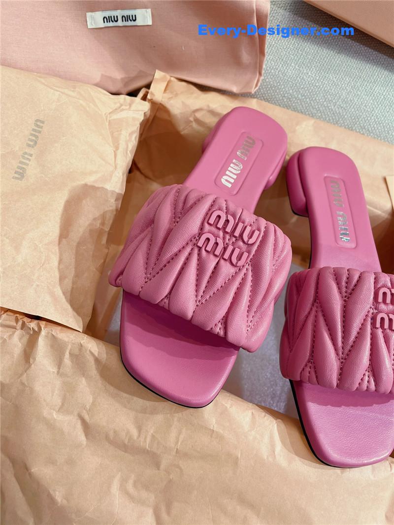 miumiu slipper sandals in crinkled nappa