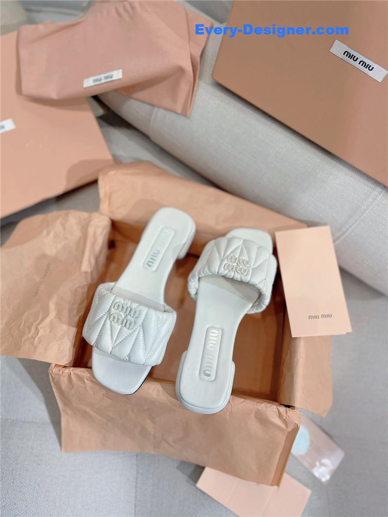 miumiu slipper sandals in crinkled nappa