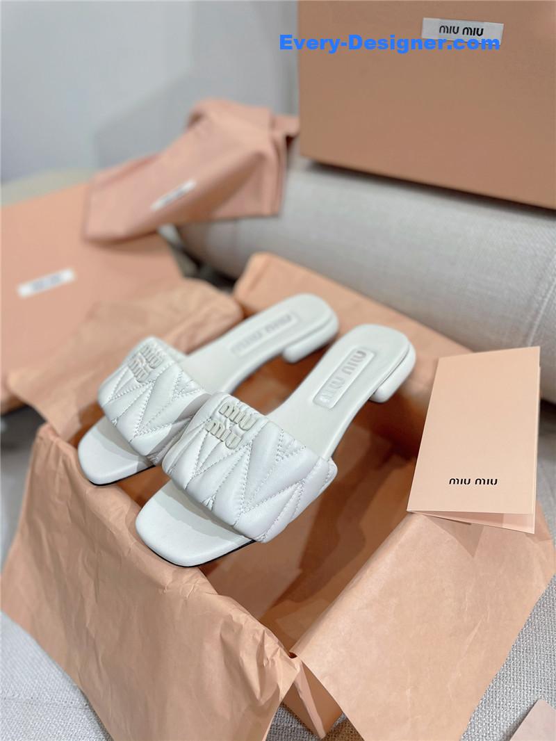 miumiu slipper sandals in crinkled nappa