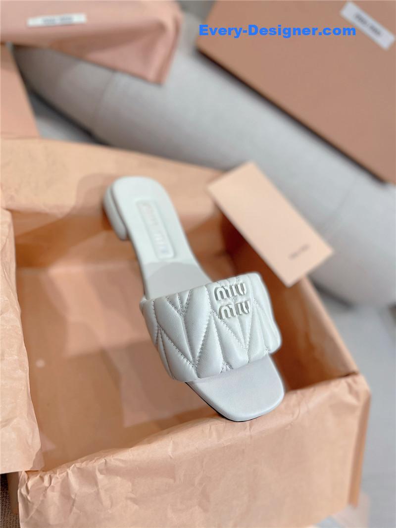 miumiu slipper sandals in crinkled nappa