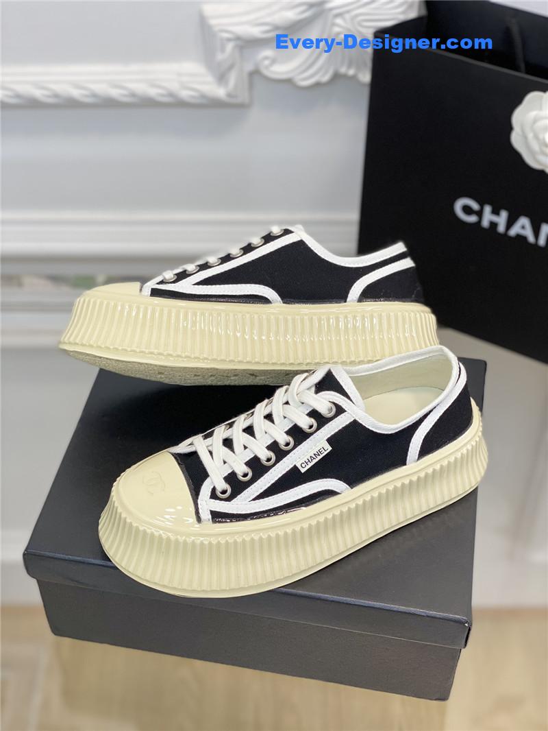 Ch**el platform canvas sneakers