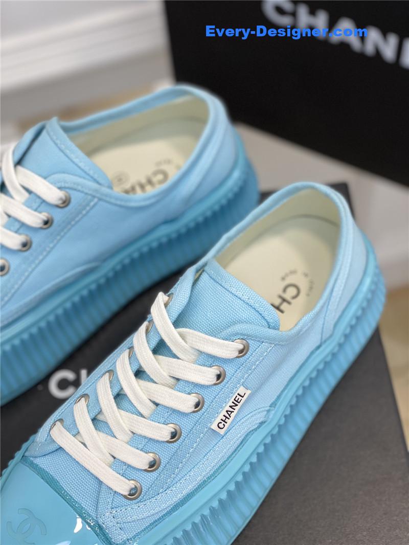 Ch**el platform canvas sneakers