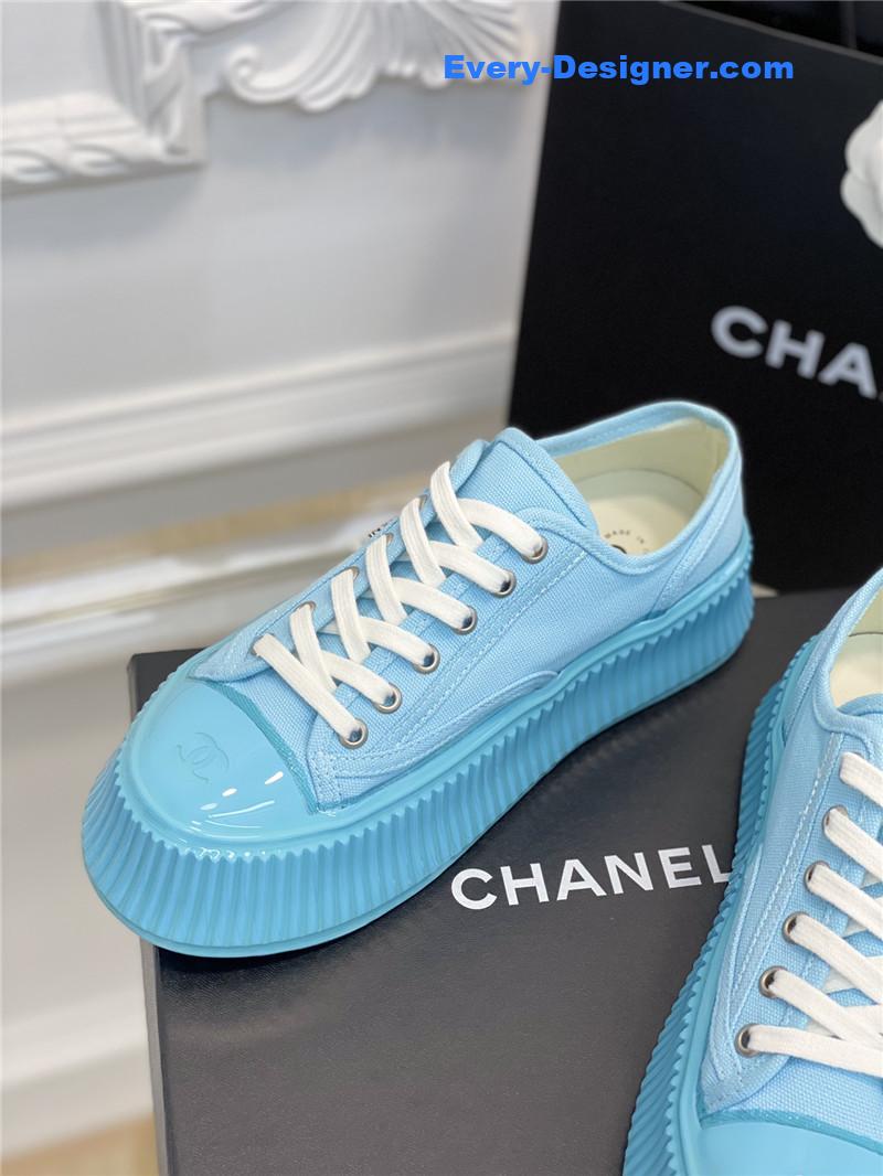 Ch**el platform canvas sneakers