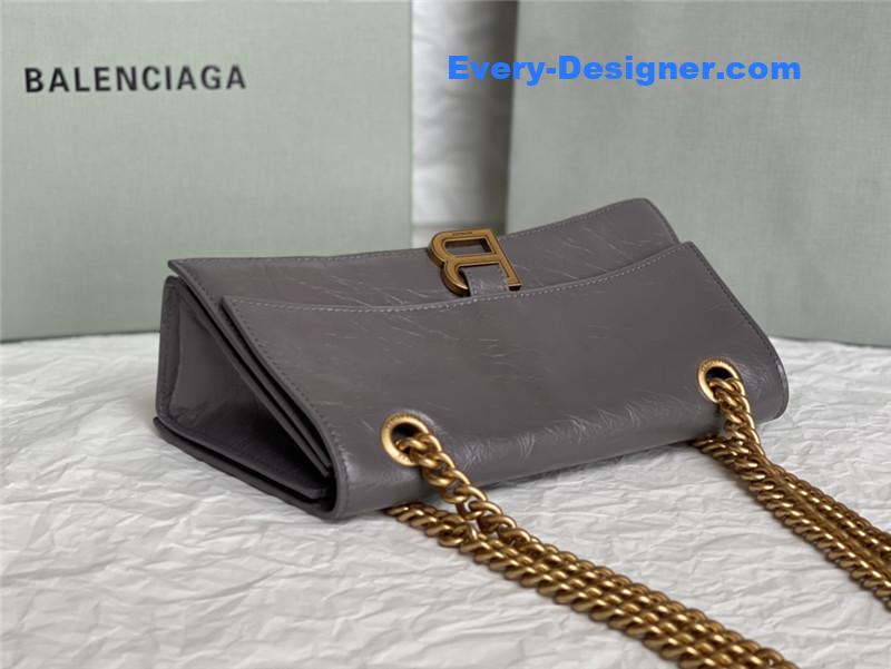 Ba1en*iaga crush small chain bag
