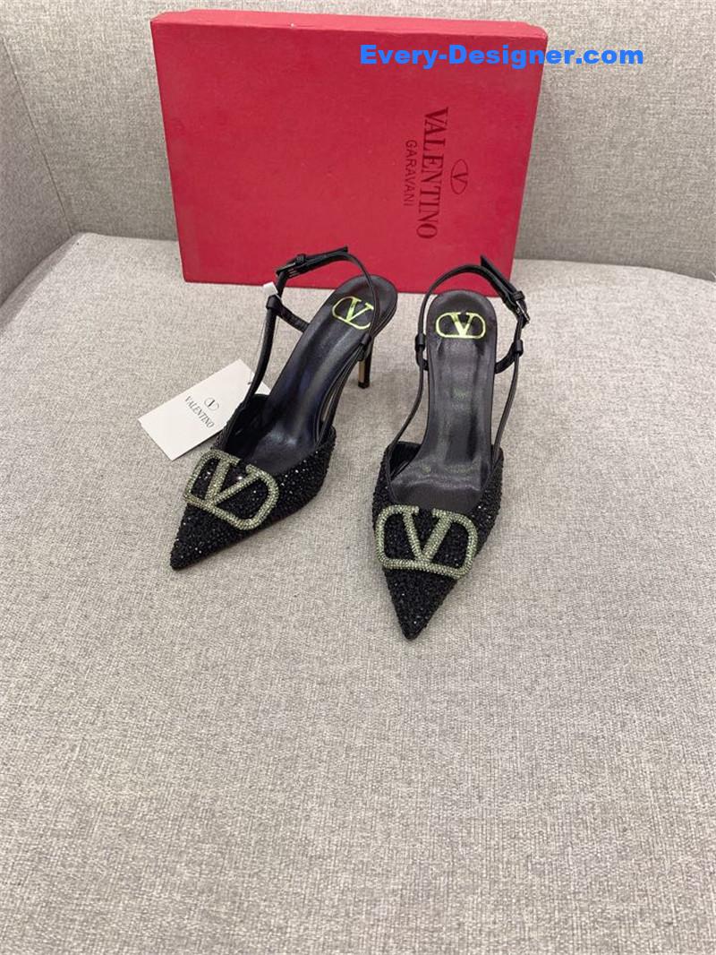 va1e*ntin0 new v buckle full D1am0nd high-heeled sandals