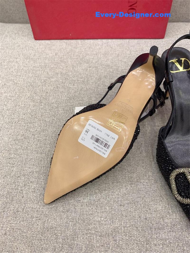 va1e*ntin0 new v buckle full D1am0nd high-heeled sandals