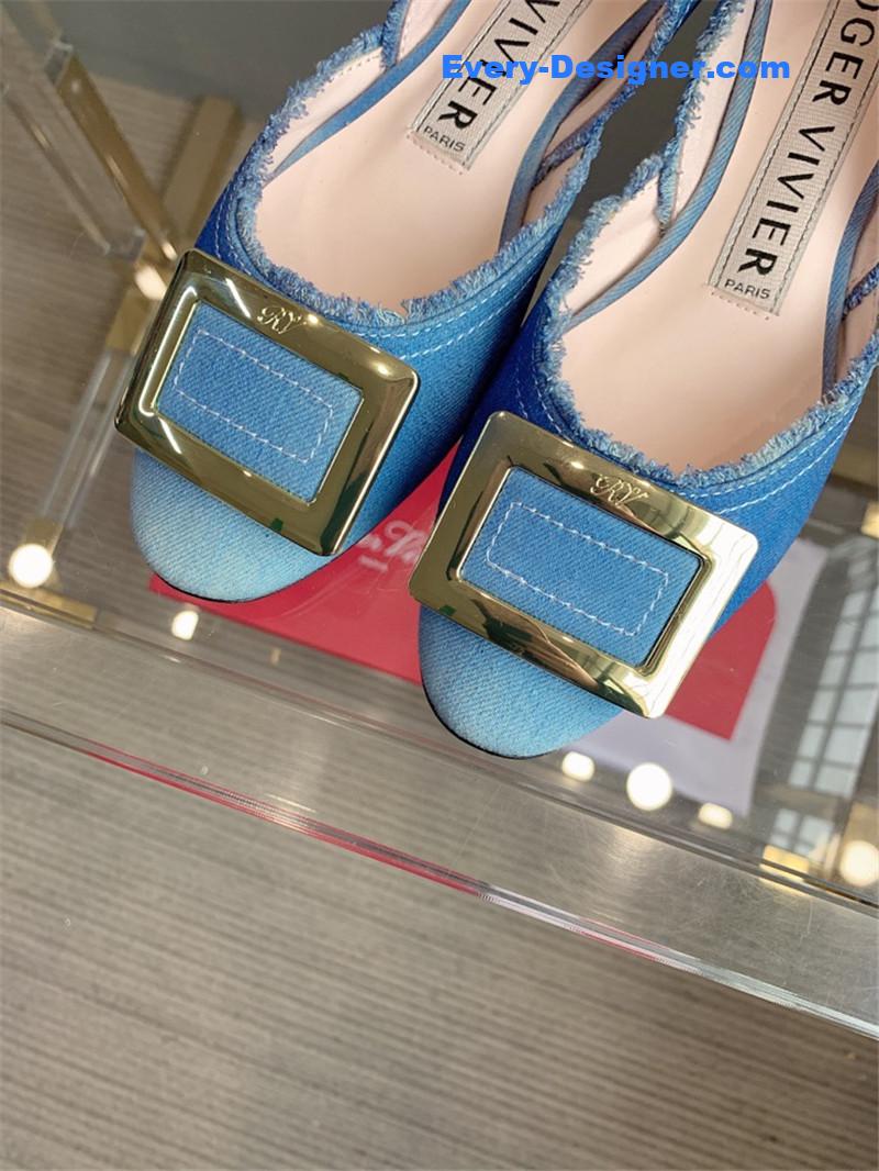 Roger vivier new hollow square buckle flat bottom