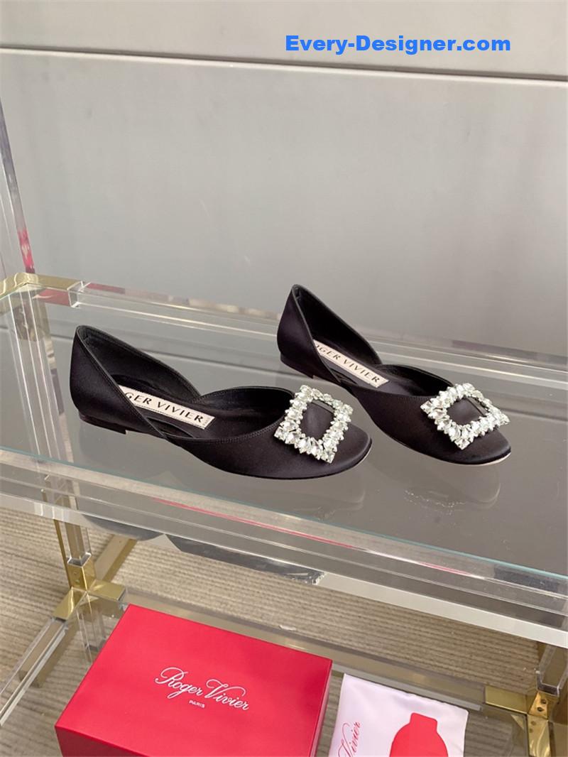 Roger vivier new hollow square buckle flat bottom