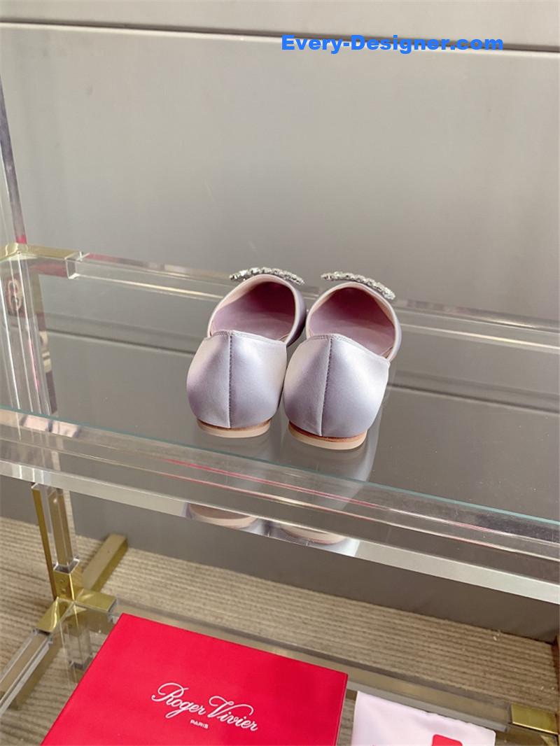 Roger vivier new hollow square buckle flat bottom