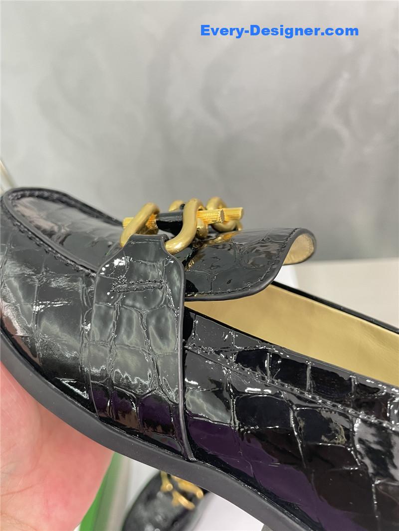 b0tt*ga Ven*ta horseshoe buckle loafers