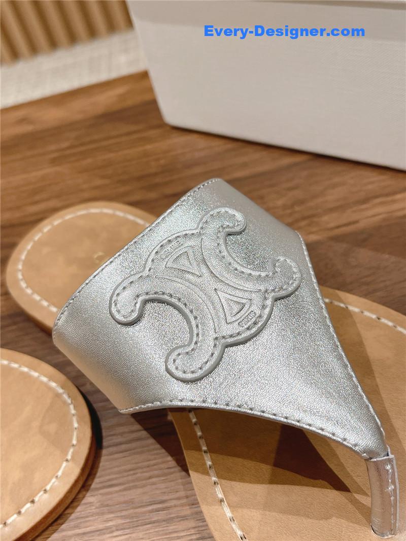 Ce1i*e flip flops womens