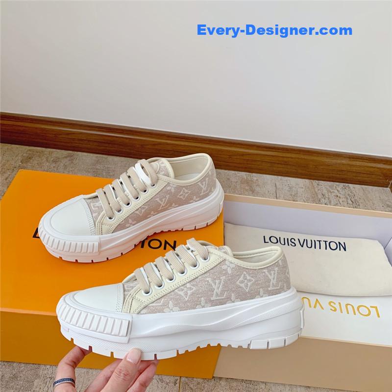 l0vis Vvtt0n lv new color squad sneakers
