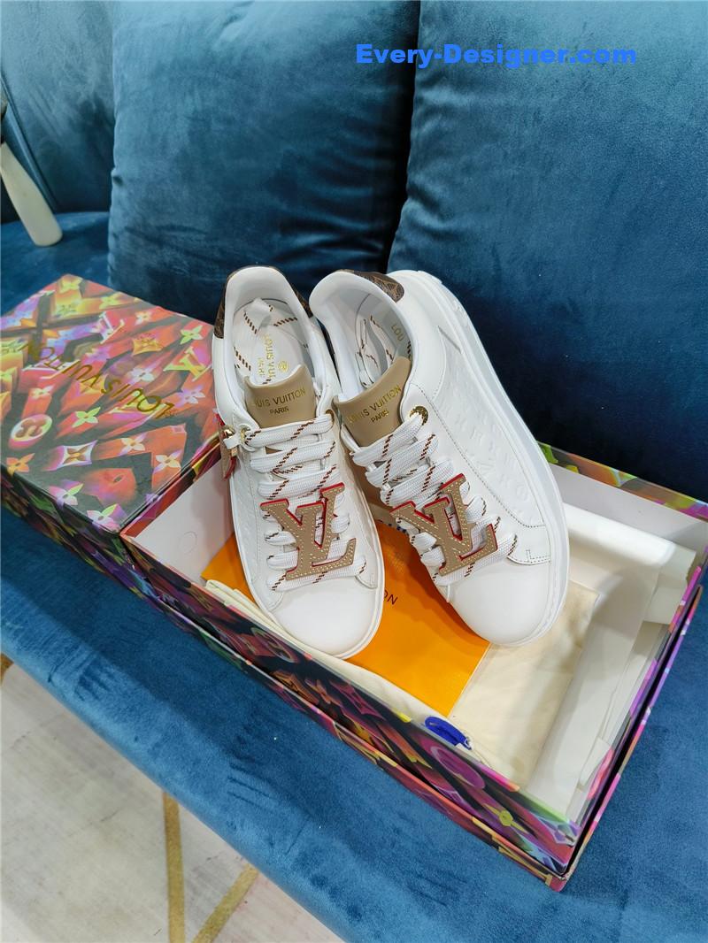 l0vis Vvtt0n lv heart embellished sneakers