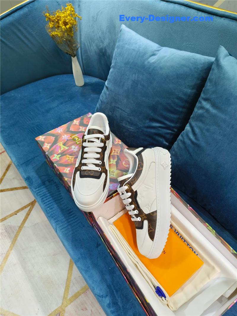 l0vis Vvtt0n lv heart embellished sneakers