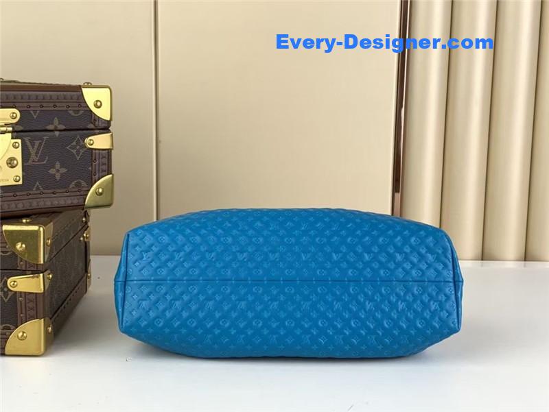 louis vuitton lv monogram clutch bag