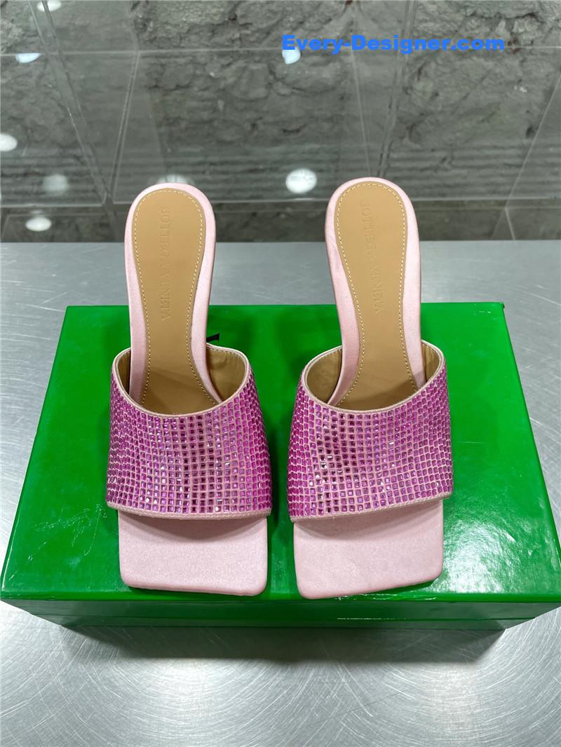 Bottega Veneta new square diamond slippers