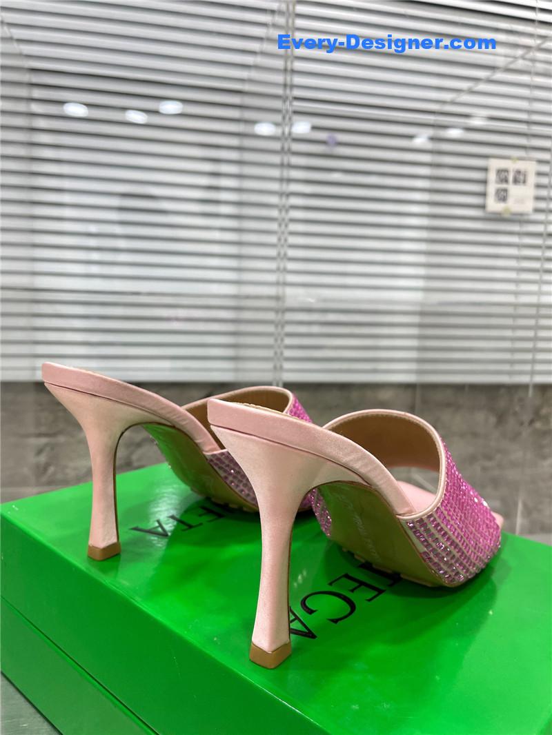 Bottega Veneta new square diamond slippers