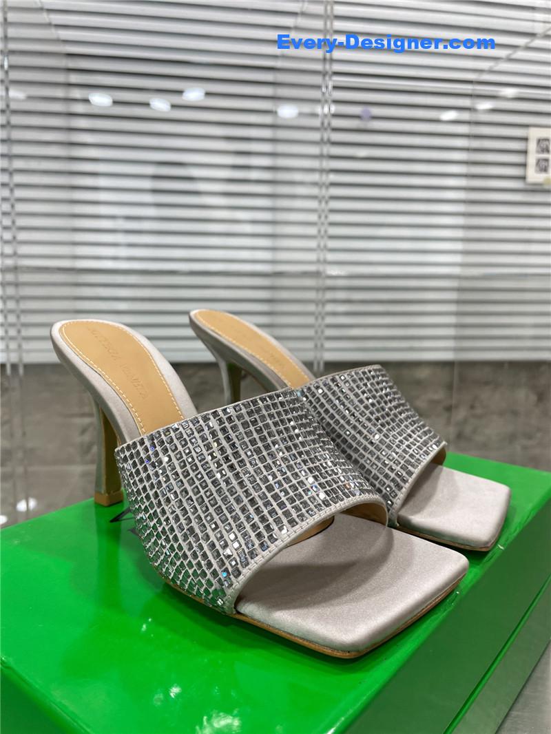 Bottega Veneta new square diamond slippers