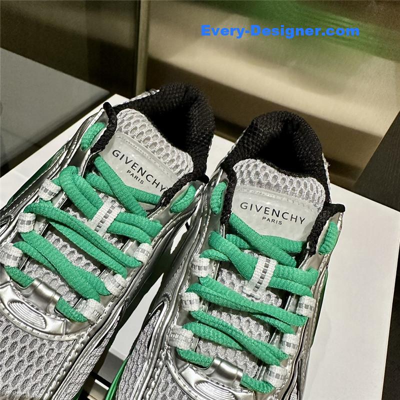 Givenchy spring and summer catwalk new sneakers