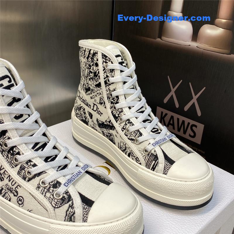 D10r couple models thick bottom strap high top casual shoes