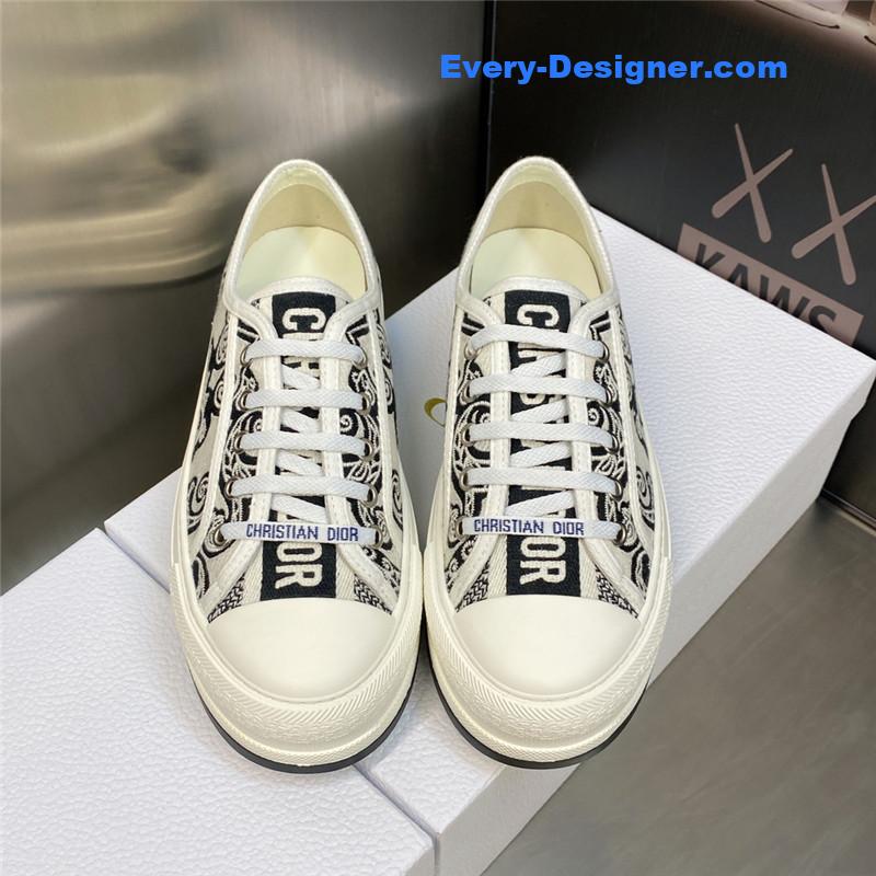 D10r couple style thick bottom strap low top casual shoes
