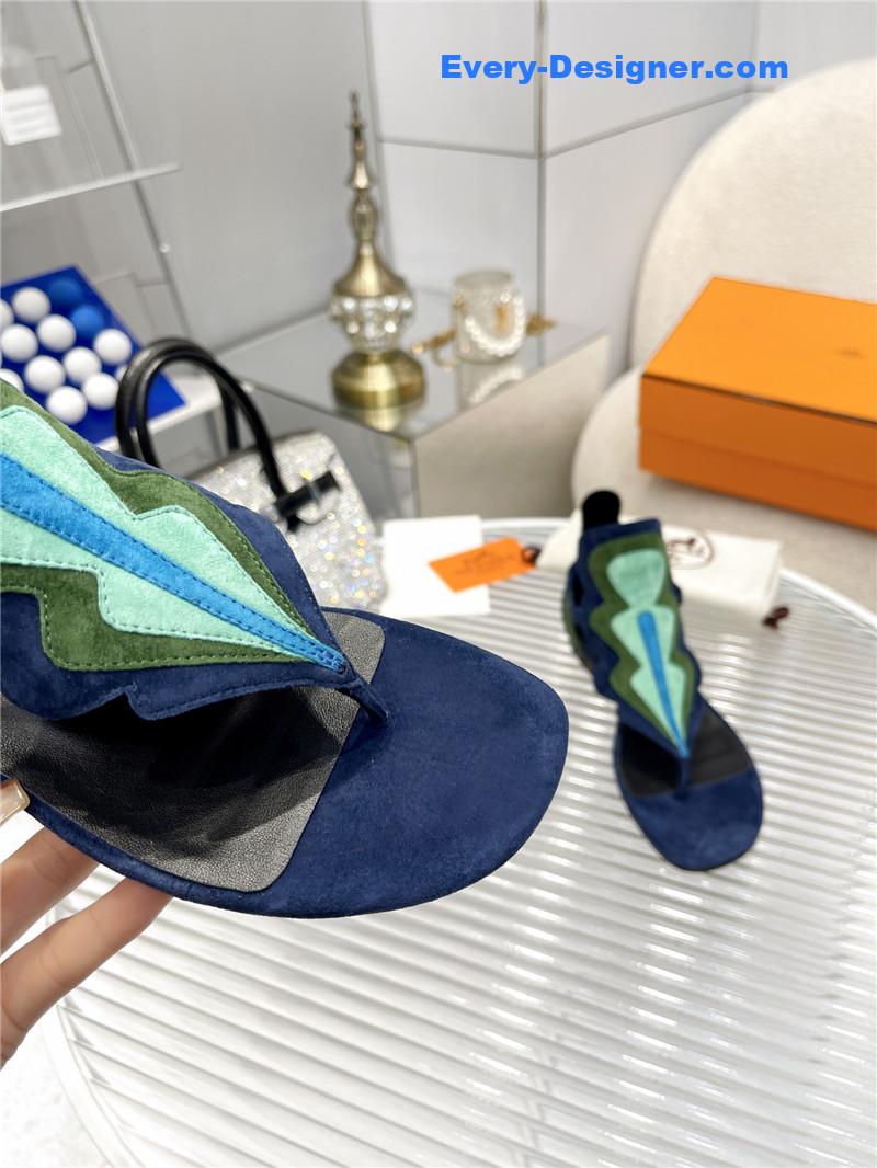 H**me5 color block sandals