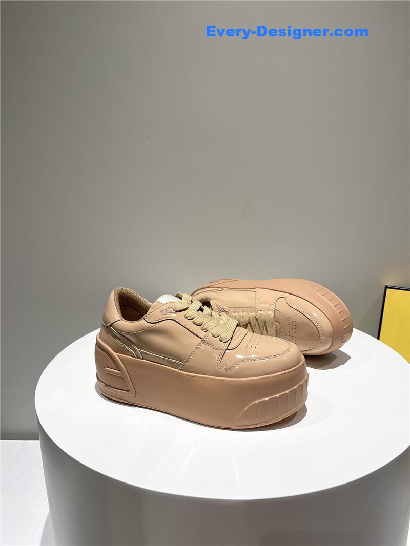 f**di platform shoes in S*per soft patent leather