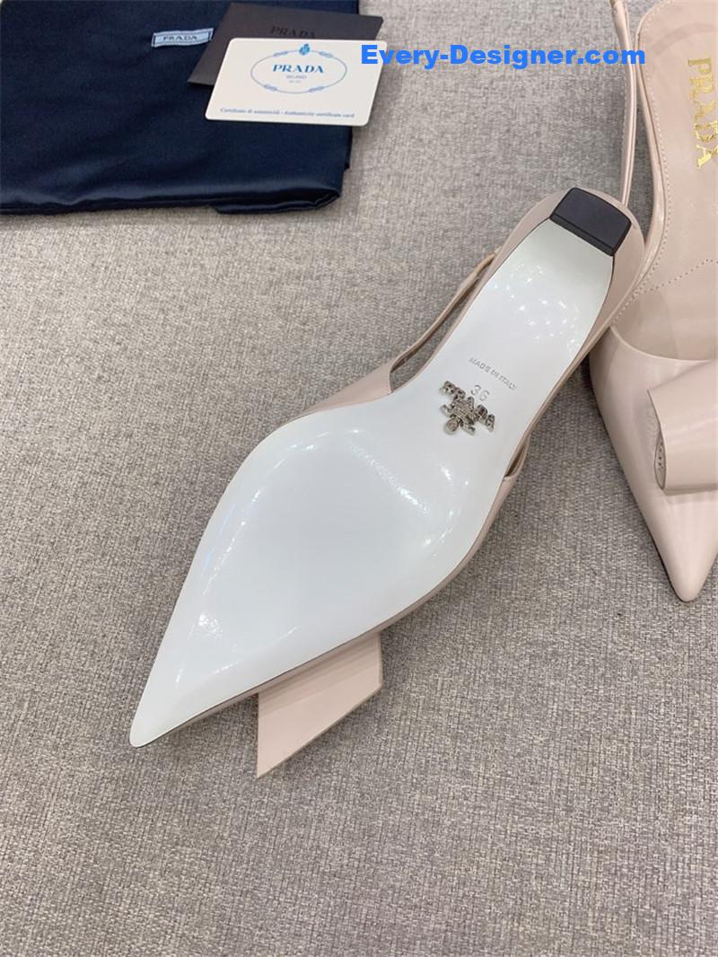 Pra*a catwalk new cat heel origami back empty shoes